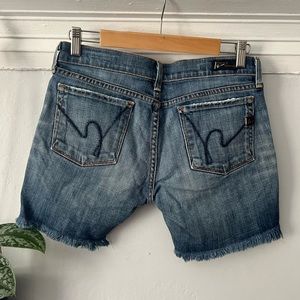 Citizens of Humanity - Size 28, Low Rise Shorts